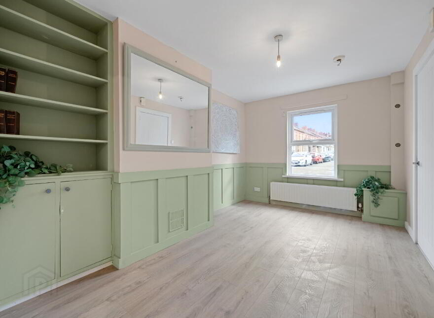 105 Great Northern Street, Belfast, BT9 7FL