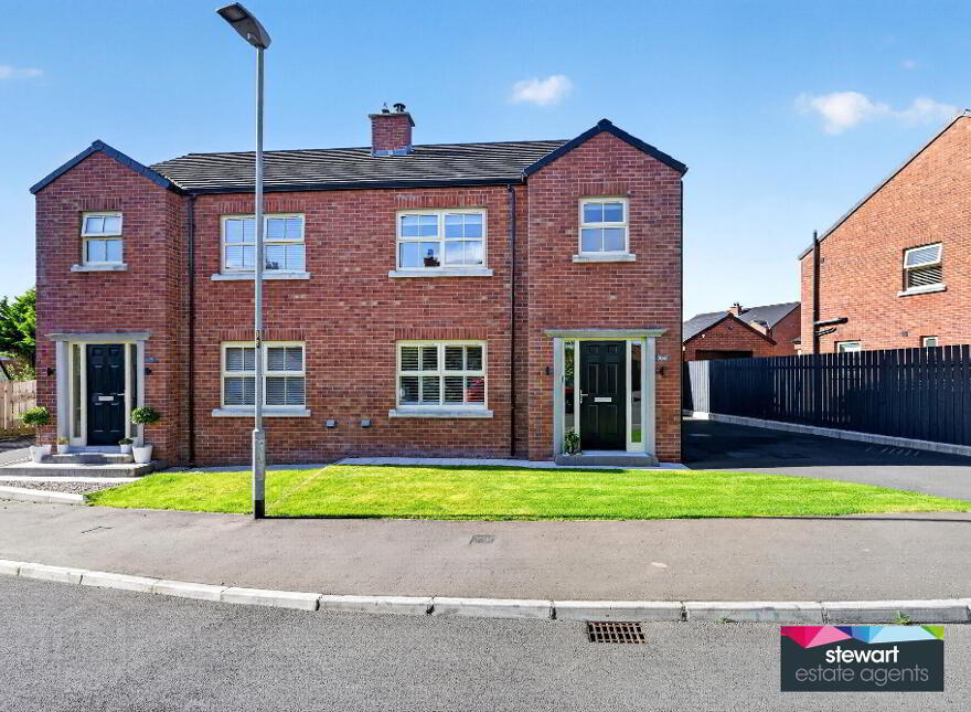 70a Monree Hill, Donaghcloney, BT66 7GZ
