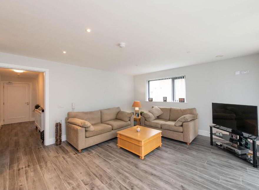 42 Loughshore Manor, Newtownabbey, BT37 9FD