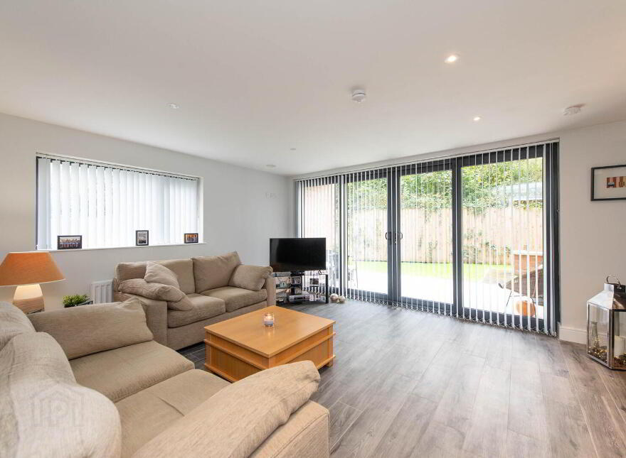 42 Loughshore Manor, Newtownabbey, BT37 9FD