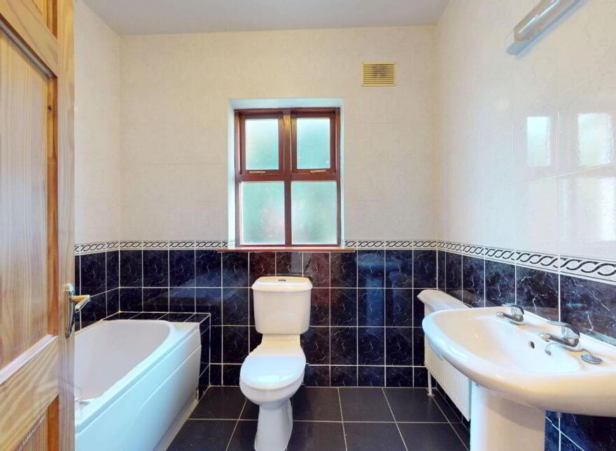 2 Mill Race, Ballycanew, Gorey, Y25CH21