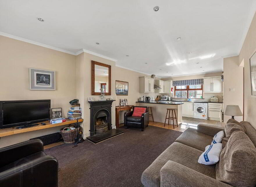 Airhill, High Street, Schull, P81PK76