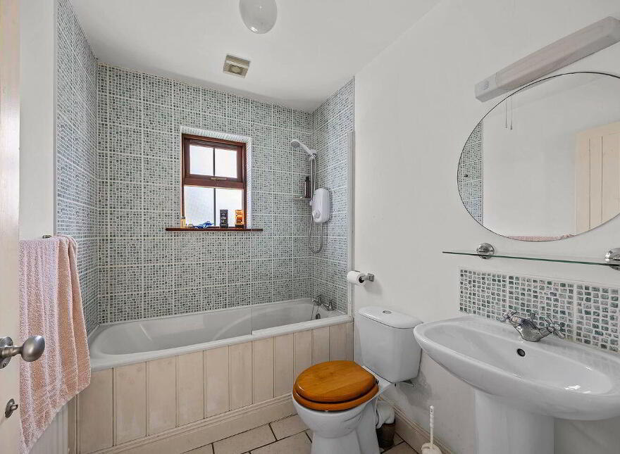 Airhill, High Street, Schull, P81PK76