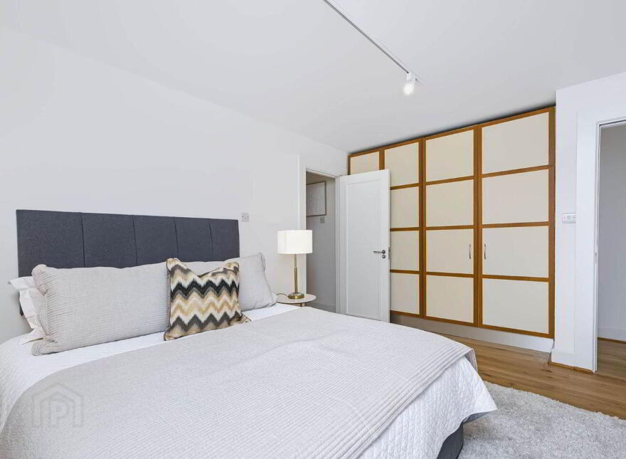 Apt 13 The Warehouse, Clanbrassil Terrace, Clanbrassil Str...South Circular Road, D08V400