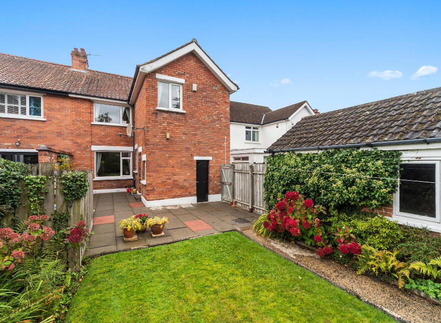 56 Sicily Park, Upper Lisburn Road, Belfast, BT10 0AN