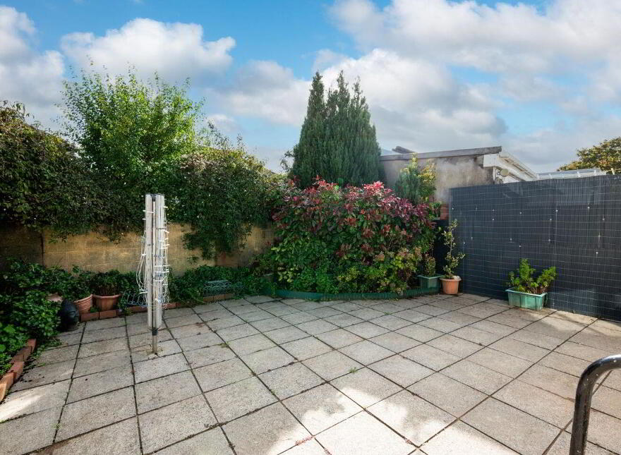 14 Woodlawn Crescent, Santry, Dublin 17, D17X959