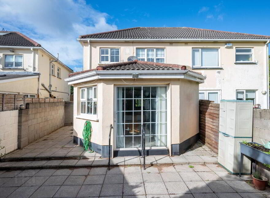 14 Woodlawn Crescent, Santry, Dublin 17, D17X959