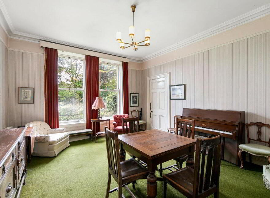 Teevinore, La Touche Road, Greystones, A63P283