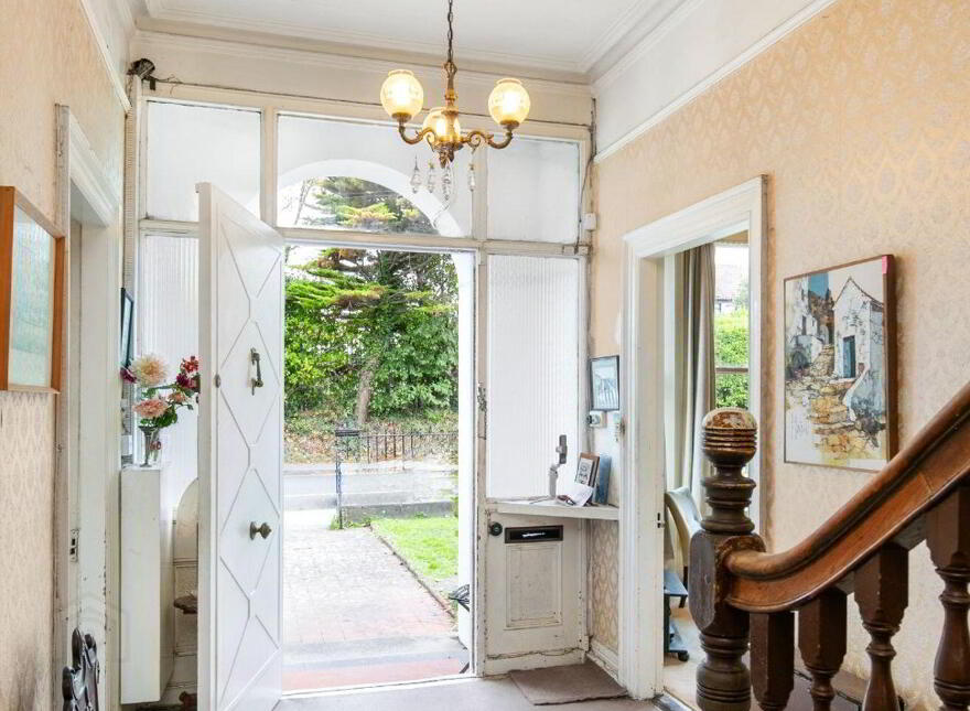 Teevinore, La Touche Road, Greystones, A63P283
