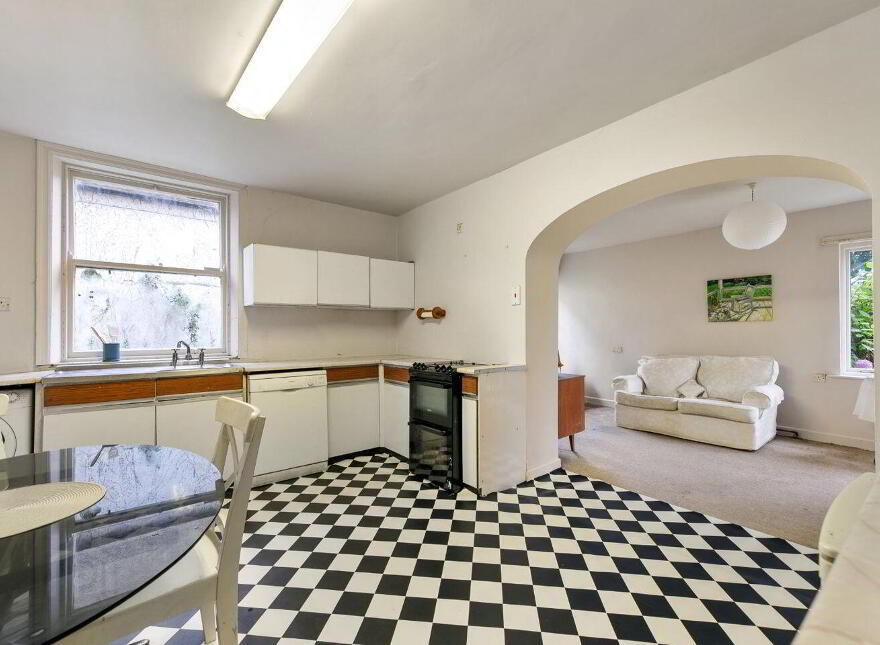 Teevinore, La Touche Road, Greystones, A63P283