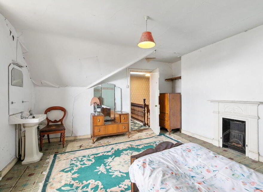 Teevinore, La Touche Road, Greystones, A63P283