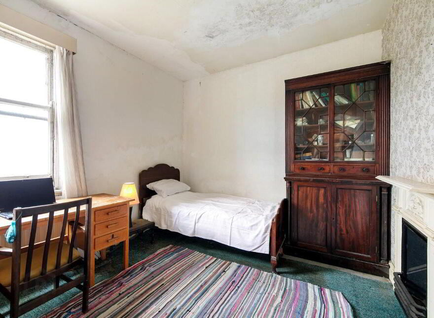Teevinore, La Touche Road, Greystones, A63P283