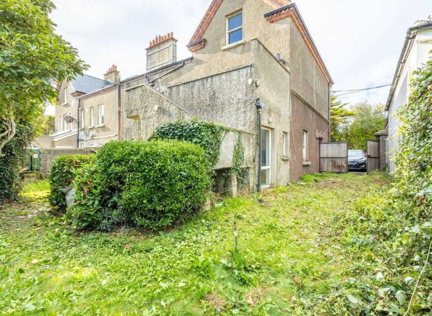 Teevinore, La Touche Road, Greystones, A63P283