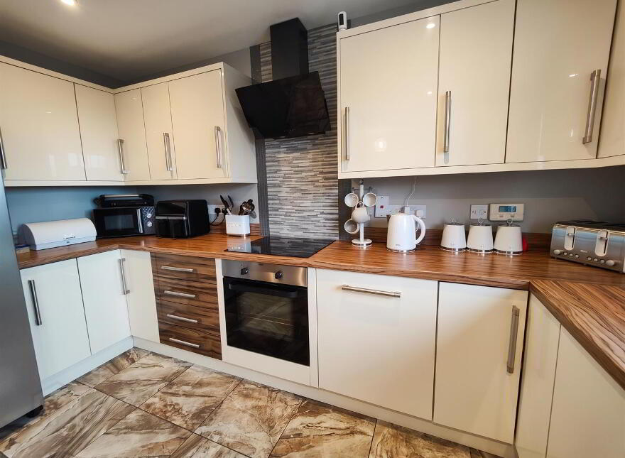 3 Loughview Glen, Belfast, BT14 8QJ