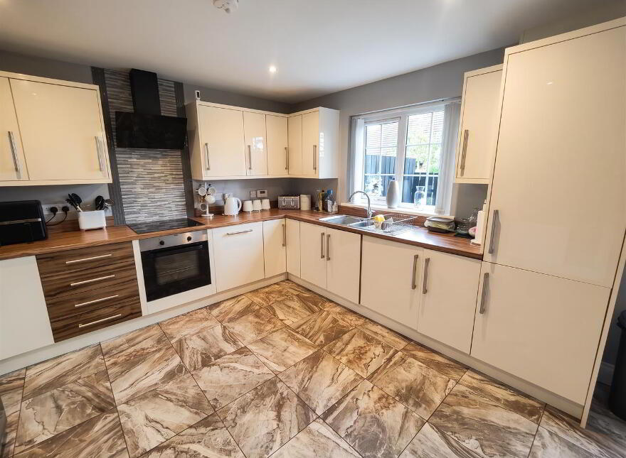 3 Loughview Glen, Belfast, BT14 8QJ