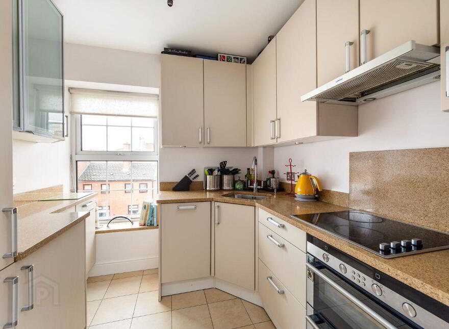 122 Custom Hall, Gardiner Street, Dublin 1, D01WR23