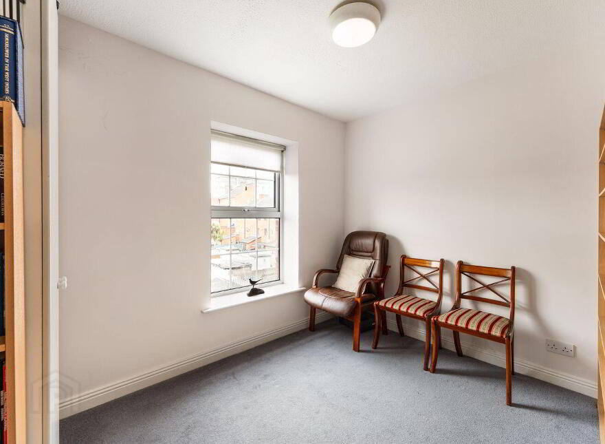 122 Custom Hall, Gardiner Street, Dublin 1, D01WR23
