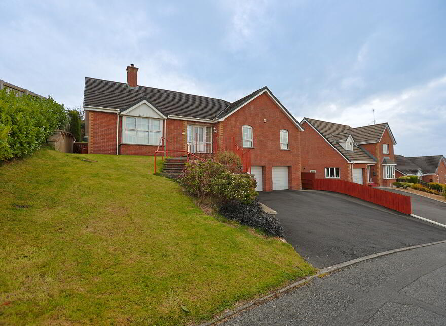 10 Oakridge, Banbridge, BT32 4RT