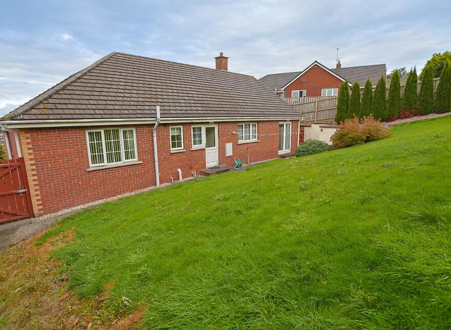 10 Oakridge, Banbridge, BT32 4RT