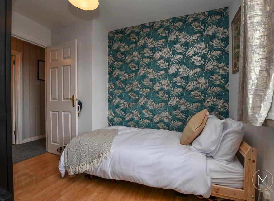 56 Meadowlands, Antrim, BT41 4EU