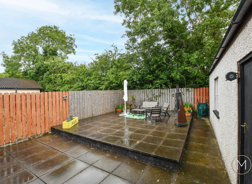 56 Meadowlands, Antrim, BT41 4EU