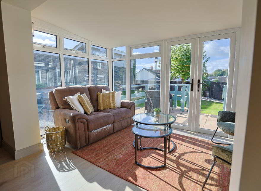 16 Magherana Park, Waringstown, BT66 7QF