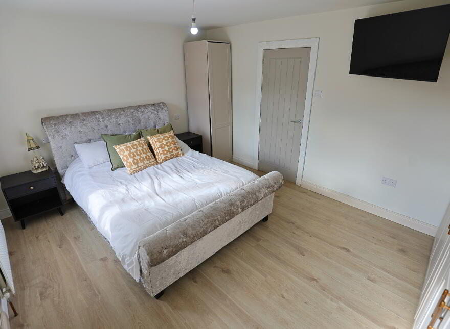 16 Magherana Park, Waringstown, BT66 7QF