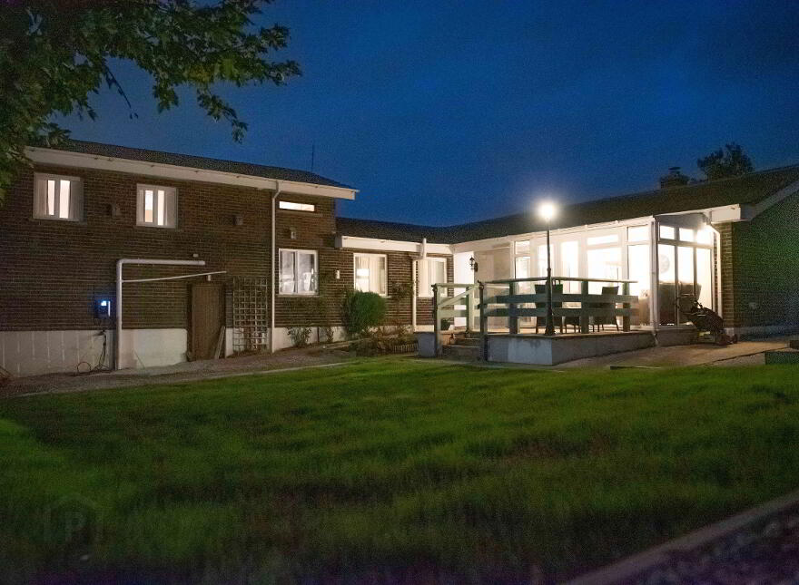 16 Magherana Park, Waringstown, BT66 7QF
