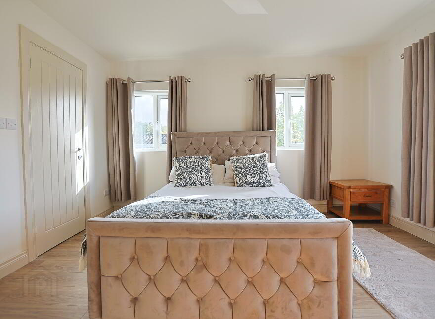 16 Magherana Park, Waringstown, BT66 7QF