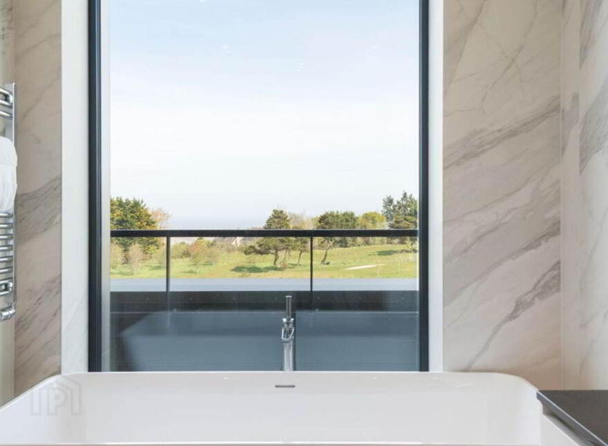 37 The Lambay, Seamount Rise, Malahide, K36F8P0