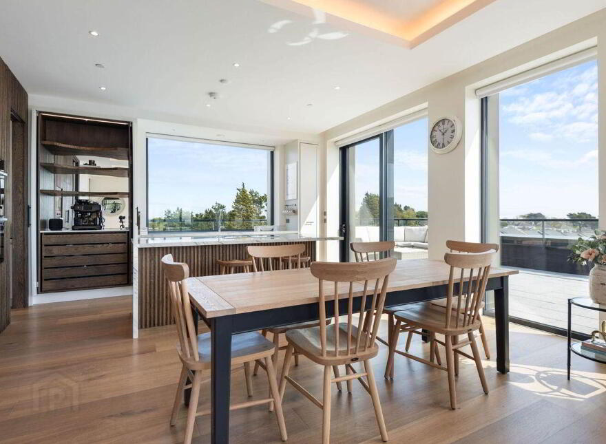 37 The Lambay, Seamount Rise, Malahide, K36F8P0