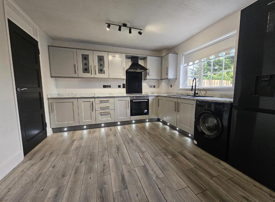 4 Glenfearna Gardens, Belfast, BT17 0YB