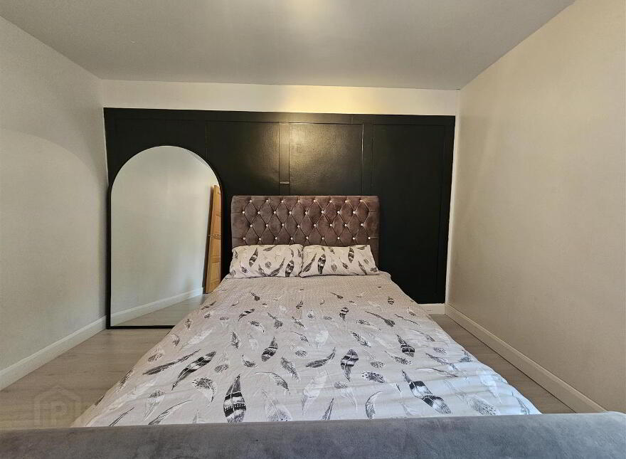 4 Glenfearna Gardens, Belfast, BT17 0YB