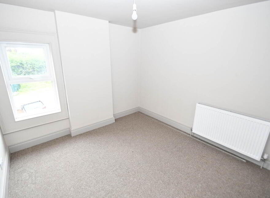 168 Kingsway, Belfast, BT17 9AD
