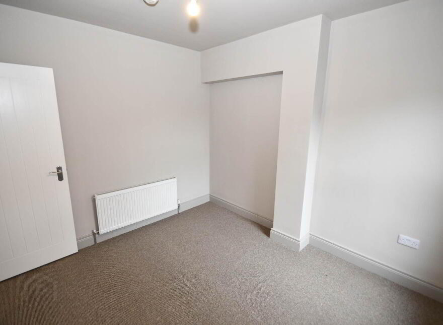 170 Kingsway, Belfast, BT17 9AD