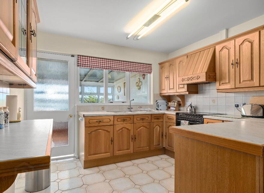 28 Strandview Avenue, Portstewart, BT55 7LL