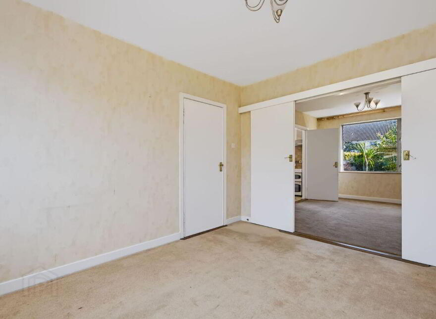84 Meadow Vale, Deansgrange, A94HK18