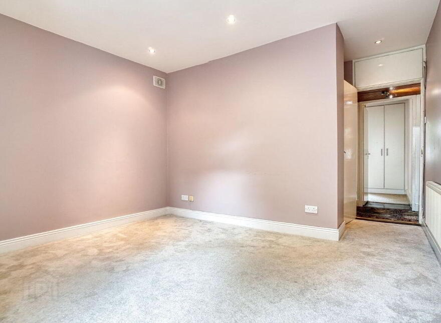 El Verano, Mounttown Road Upper, Monkstown, A96X6W6