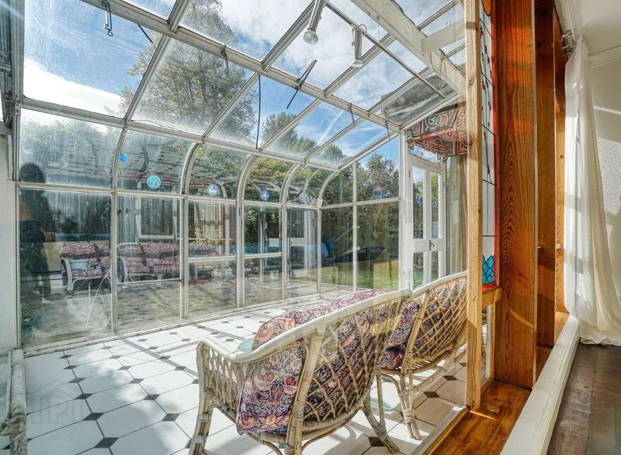 El Verano, Mounttown Road Upper, Monkstown, A96X6W6
