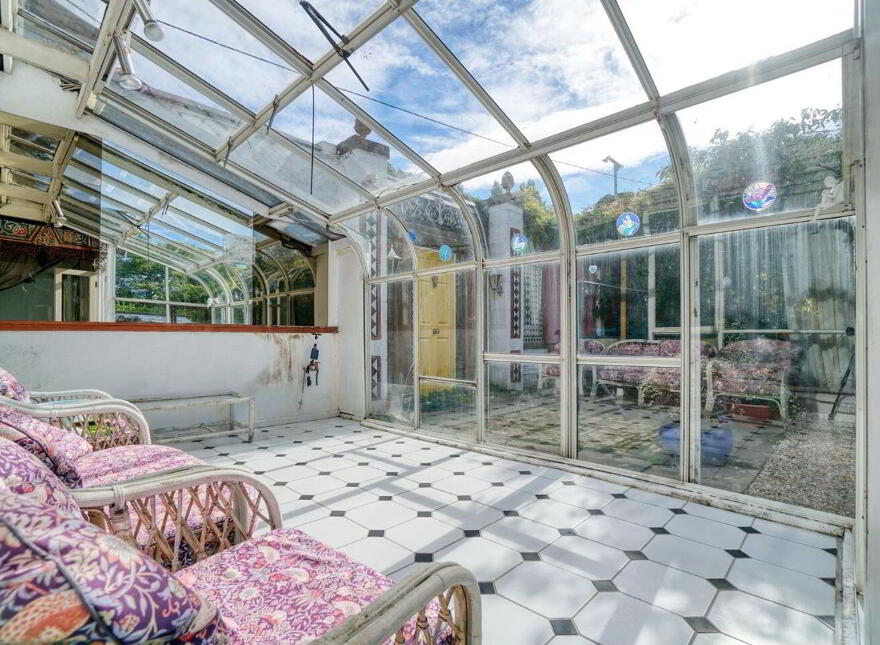 El Verano, Mounttown Road Upper, Monkstown, A96X6W6