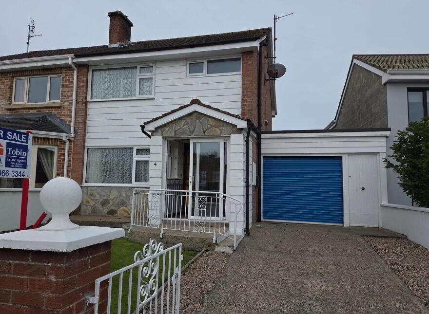 4 Highfield, Carrickmacross, A81K237