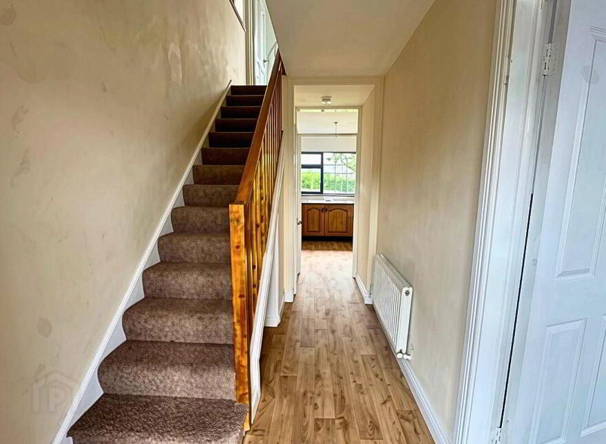 Dambreegie, 35 Valley Court, Dublin Road, Athlone, N37D6X4