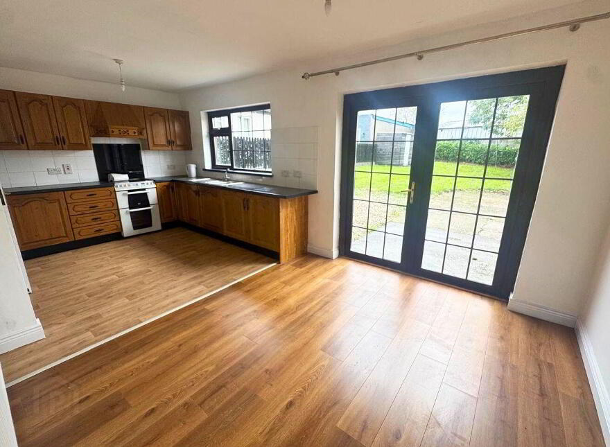Dambreegie, 35 Valley Court, Dublin Road, Athlone, N37D6X4
