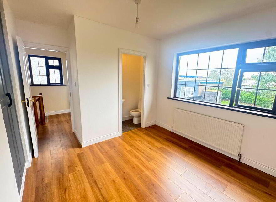 Dambreegie, 35 Valley Court, Dublin Road, Athlone, N37D6X4