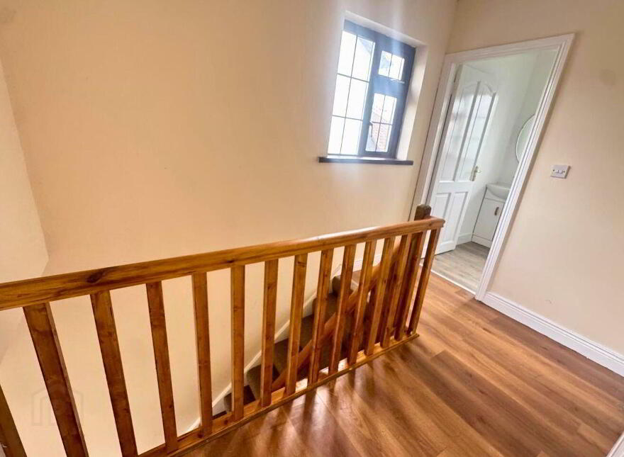 Dambreegie, 35 Valley Court, Dublin Road, Athlone, N37D6X4