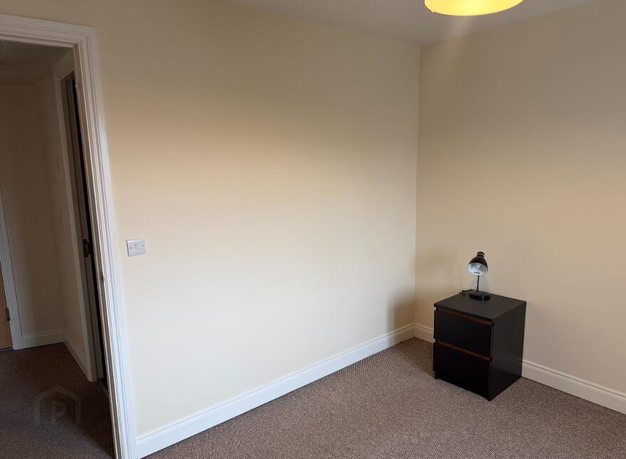 35, 9 Brown Square, Belfast, BT13 2BW