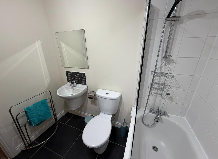 35, 9 Brown Square, Belfast, BT13 2BW