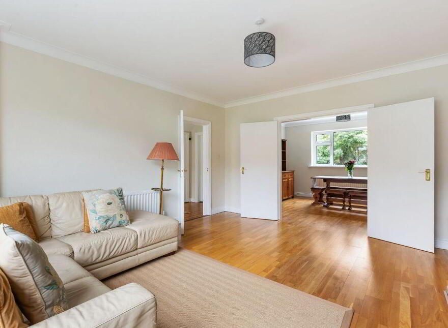 11 Southwood Park ( Off Mount Merrion Avenue), Blackrock, Blackrock, A94P7Y8