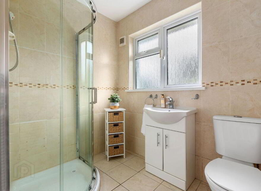 11 Southwood Park ( Off Mount Merrion Avenue), Blackrock, Blackrock, A94P7Y8