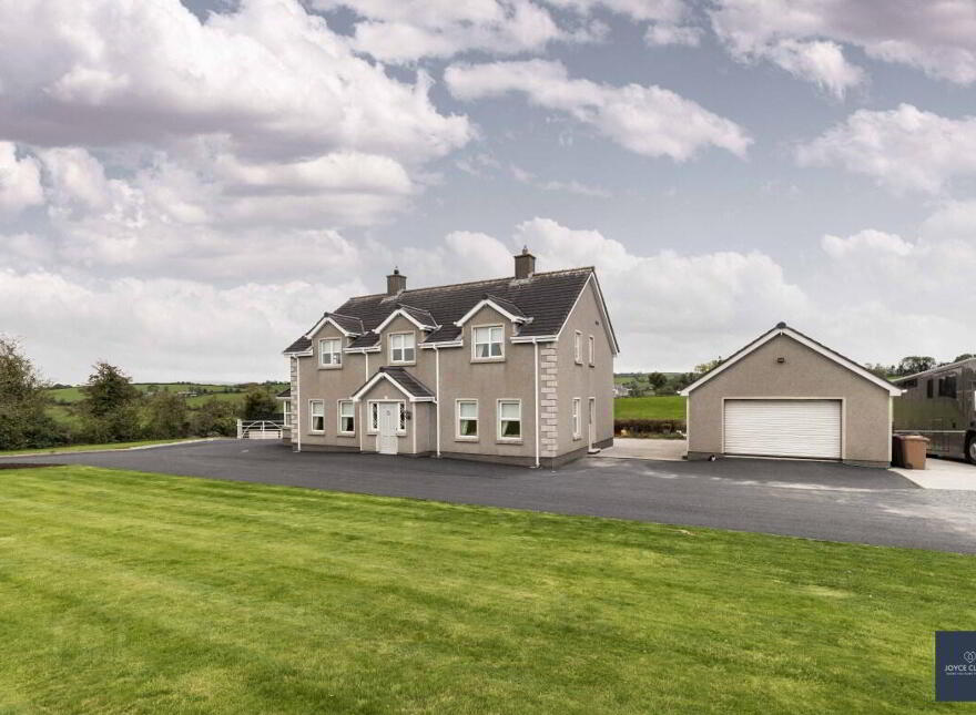 41 Ballindarragh Road, Markethill, BT60 1QB
